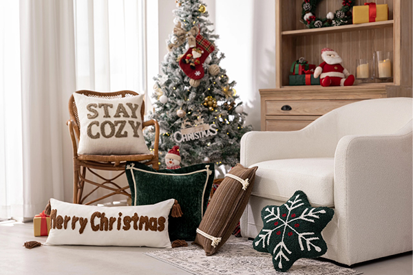 How To Decorate Your Living Room For Christmas?